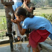 2011: Studny pro vesnické školy